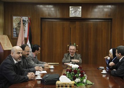 اتصالات الساعة الأخيرة .. اتفاقية بين جامعة النجاح و"العاملين" تنهي  القضايا  الخلافية كافة (فيديو)