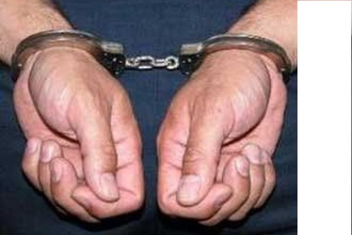 القبض على شخص يشتبه به بسرقة مبلغ 12500 شيكل