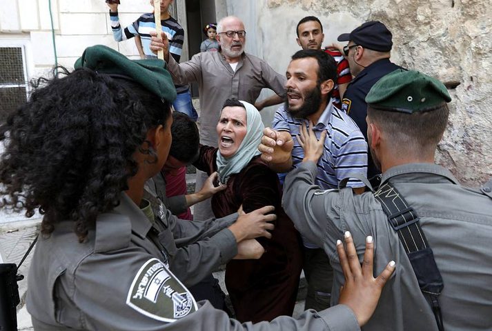 تظاهرة لاخلاء المستوطنين من منزل ابورجب