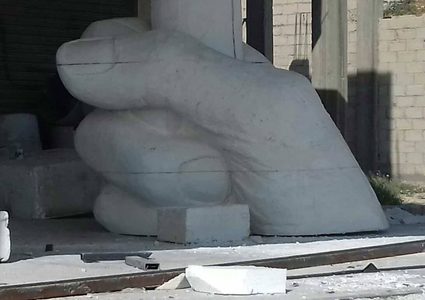 خاص بـ"النجاح": الكشف عن أضخم صرح لحق العودة (صور)