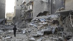 12 قتيلاً في قصف إسرائيلي جنوبي سوريا