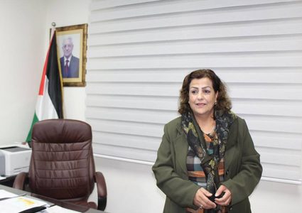 هكذا ردت هديب على منعها من دخول غزة!