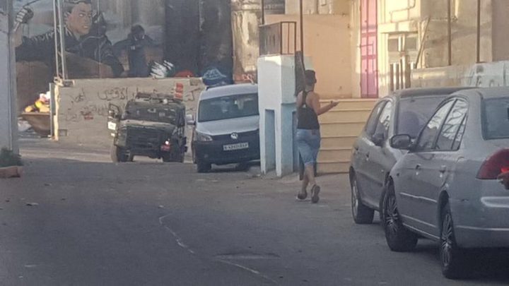 اعتقال شاب خلال مواجهات في مخيم عايدة