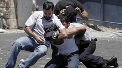 "مستعربون" يختطفون شابين من طولكرم