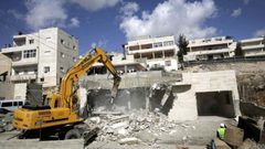 قرار احترازي بعدم هدم منشآت في الأغوار الشمالية