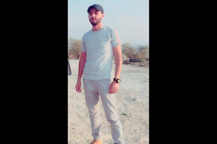 الاحتلال يعتقل نجل الأسير عدنان حمارشة