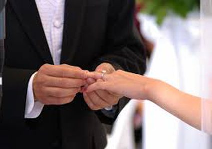 والد فتاة من محافظة نابلس يخرج عن المألوف بزواج ابنته...!