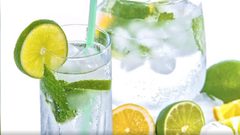 فوائد شرب الليمون مع الماء الدافئ صباحا