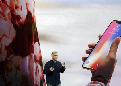 مفاجأة صادمة.. سعر خيالي لإصلاح شاشة آيفون X