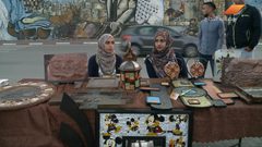 تعرف على مهرجان التسوق الثقافي في نابلس (فيديو)