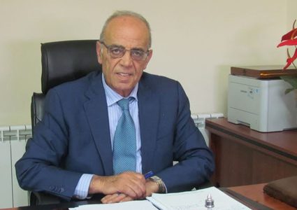 وزير المواصلات لـ"النجاح": هناك 80 الف مركبة غير قانونية وحملتنا مستمرة