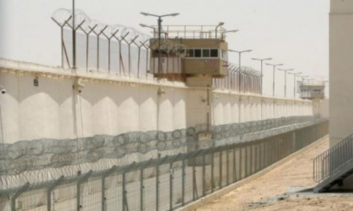 سلطات الاحتلال تصدر 24 أمر اعتقال إداري بحقّ أسرى