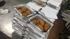 أطعمة فاسدة تتسبب بتسمم 19 طالباً