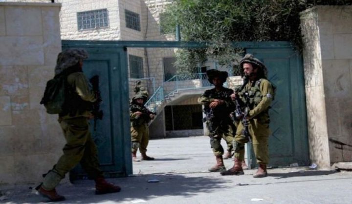 وقفة احتجاجًا على اعتقال مديرة وثلاث معلمات من مدرسة "زهوة القدس"