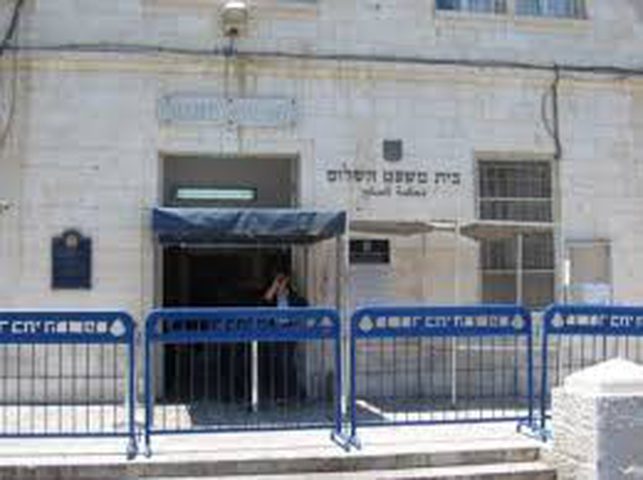 اتهام مقدسي بالتسبب بأضرار في منازل للمستوطنين