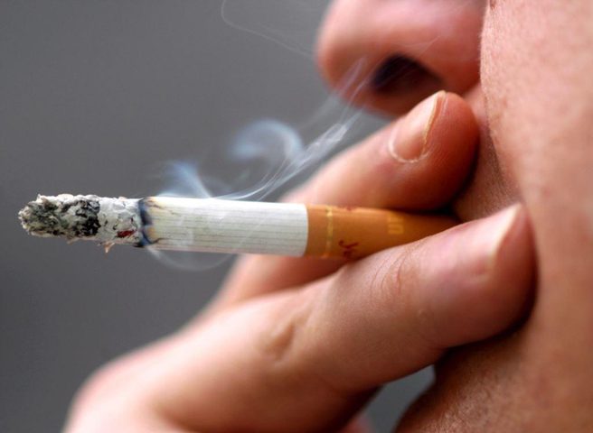 قريباً... هذه غرامة التدخين في الأماكن العامة