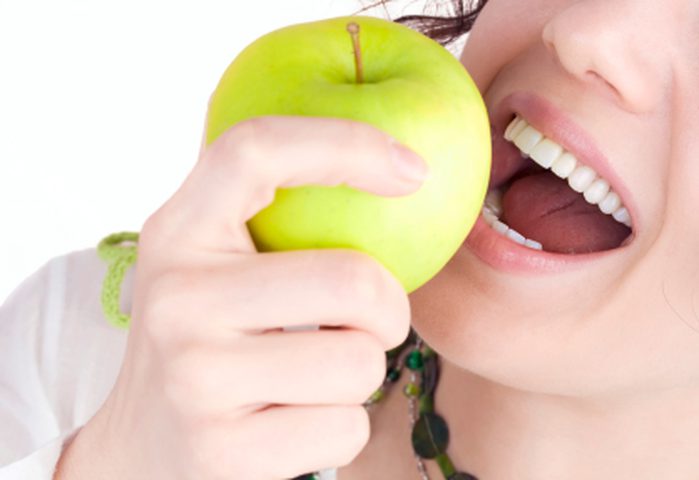 كيف يمكنك الاعتناء بطبقات بشرتك والحفاظ على نظارتها؟