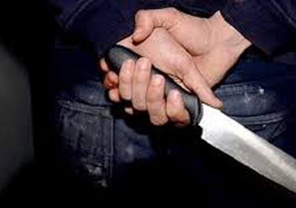 إصابة شاب طعنا في شجار بنابلس