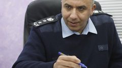 الاحتلال يعتقل مدير شرطة ضواحي القدس