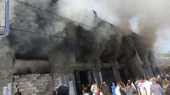 اندلاع حريق كبير في مشغل خياطة (صور)