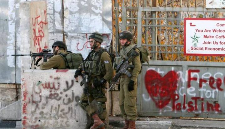 إصابات واعتقالات خلال اقتحام الاحتلال لمخيم الدهيشة