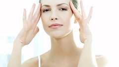 استعيدي نضارة وجهك بهذه الخلطات الطبيعية