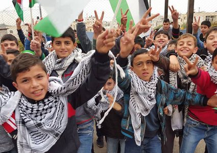 الخضور لـ"النجاح": لأول مرة "الكوفية" في غزة