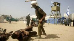 وحدات خاصة تقتحم قسم 3 في سجن عسقلان