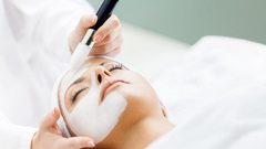 خلطات طبيعية فعالة قد تصبح كابوس على البشرة