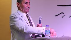 حسين ياسين يطلق روايته "علي" في رام الله