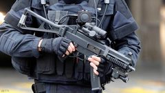 شرطي فرنسي يقتل ويصيب 6 أشخاص ثم ينتحر