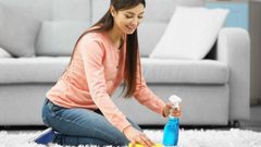 تنظيف السجاد من البقع الصعبة