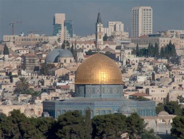تهويد القدس القديمة من بوابة "تلفريك"