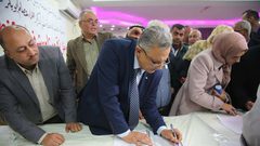 التوقيع على ميثاق شرف في مخيم طولكرم