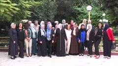 الصداقة على مقاعد الدراسة (فيديو)