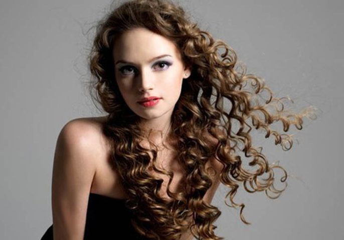 نصائح مهمة للعناية بالشعر المجعد