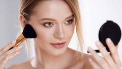 كيف تتفادين مشكلة تغير لون كريم الأساس الى اللون الرتقالي؟