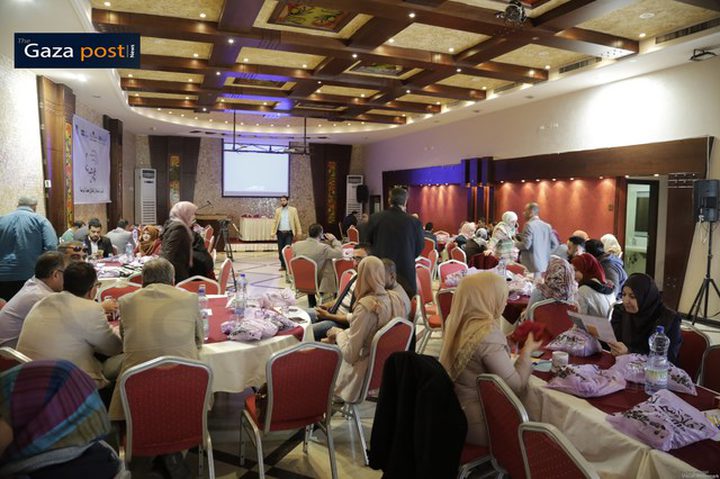 الفريق الوطني يتوج عمل المبادرة الوطنية لتطوير الإعلام بإطلاق حملة "فرصة"