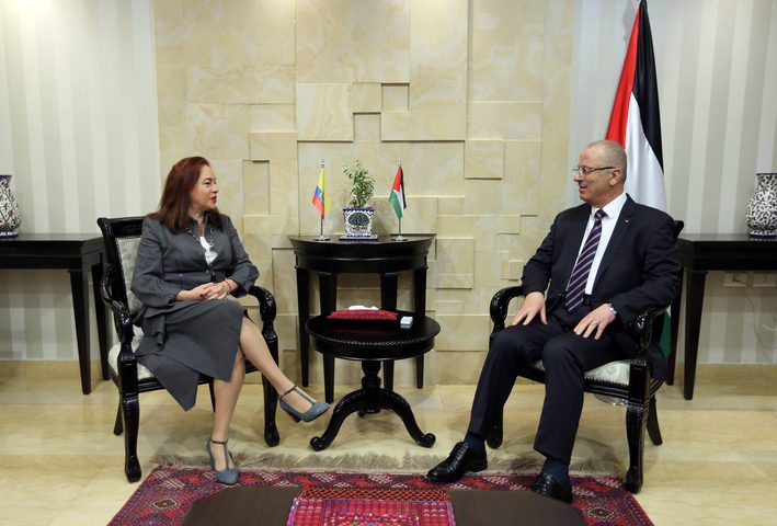 الحمد الله يبحث مع وزيرة خارجية الإكوادور سبل تعزيز التعاون