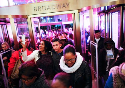 الجمعة السوداء...ومأساة التدافع