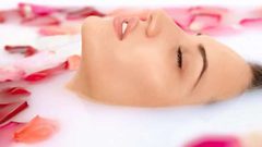 منتجات تجميلية طبيعية قهرت الزمن