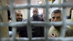 الافراج عن 3 أسرى أمضوا أكثر من 14 عاما في سجون الاحتلال