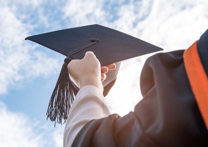 أمل جديد للمعلمين الخريجين: قيمة القرض وطريقة التقديم (تفاصيل)