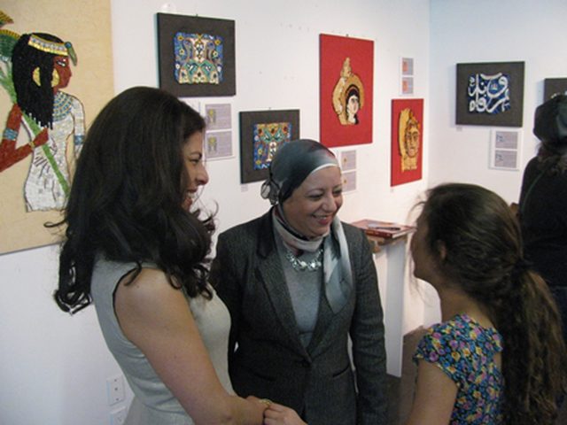 فعاليات اليوم العالمي للتضامن مع الشعب الفلسطيني يتضمن معرض لوحات في الاسكندرية