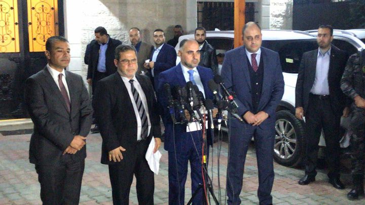 فتح وحماس تتفقان على تأجيل استلام الحكومة مهامها في غزة