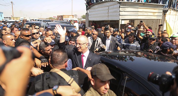 فتح تنفي حثَّها الموظفين التوجه إلى أماكن عملهم بـ"القوة"