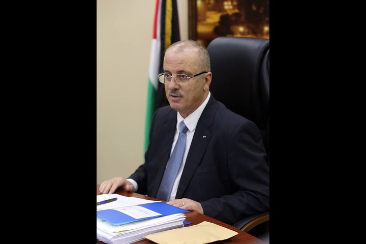 رئيس الوزراء يدعو إلى تكثيف الحراك الدولي المناصر لفلسطين
