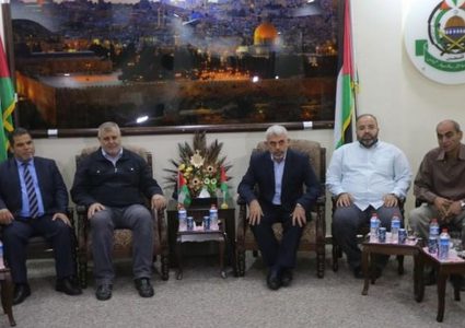 محللون .. "تأجيل المؤجل" قد يفيد التمكين وفرصة للتروي