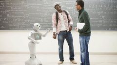 خدمات غريبة تجدها في اليابان (فيديو)