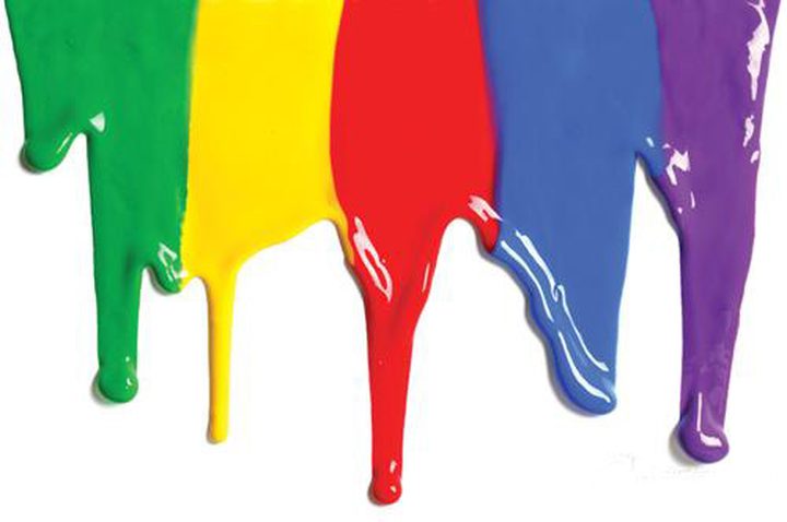 ما هو اللون الذي سيطر على موضة شتاء 2018؟